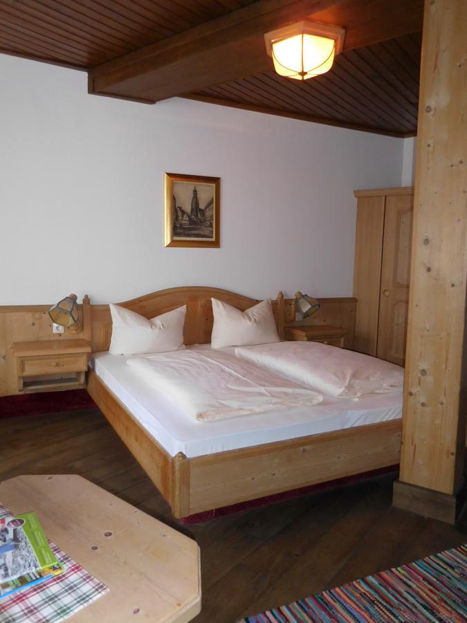 Kaiserhof Hotel Sonne เนิร์ดลิงเงน ภายนอก รูปภาพ